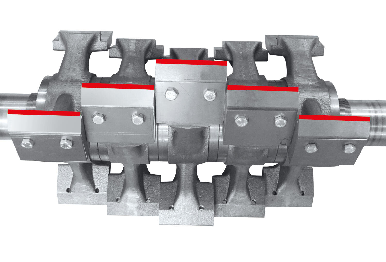 Vue en coupe d'un assemblage mécanique comprenant plusieurs composants métalliques et des vis, montrant la structure interne d'une pièce de machine, certaines surfaces étant mises en évidence par des lignes rouges.