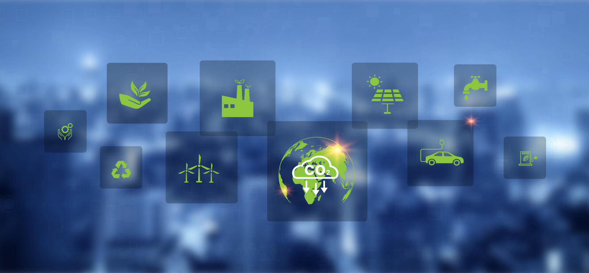 Sur un fond urbain flou, des symboles représentant des concepts de durabilité tels que les énergies renouvelables, le recyclage, les véhicules électriques et la réduction des émissions de CO2 sont affichés.